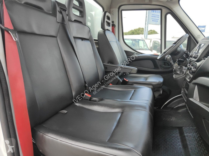 Veicolo commerciale Iveco 35C16H3.0 empattement...