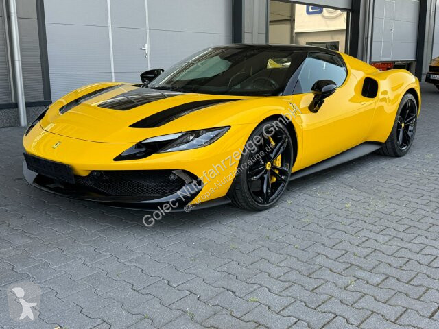 Samochód dostawczy Ferrari 296 GTB Coupe