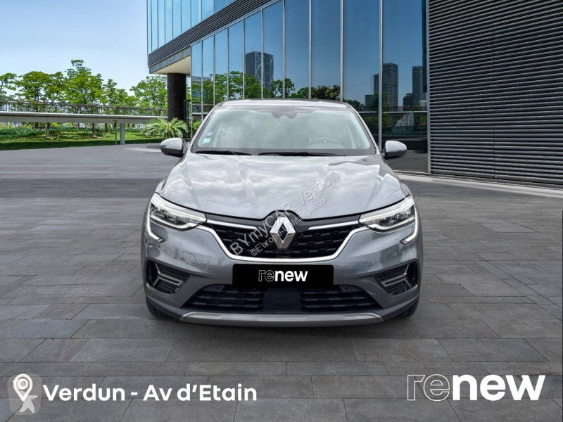 Véhicule utilitaire Renault Arkana mild hybrid...