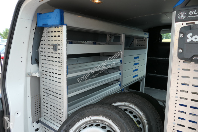 Autoutilitară Volkswagen T6 Lang Transporter...