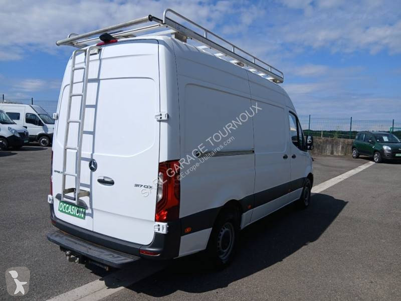Véhicule utilitaire Mercedes