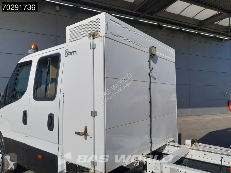 Véhicule utilitaire Iveco 70C18 3.0L Open...