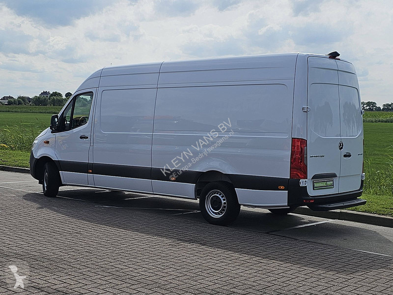 Užitkové vozidlo Mercedes 317 L3H2 Maxi Mbux