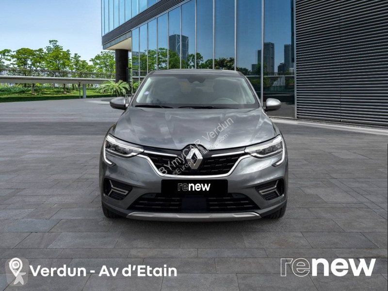 Véhicule utilitaire Renault Arkana mild hybrid...