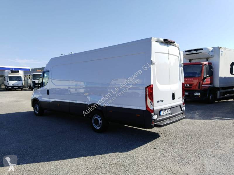 Furgoneta Iveco