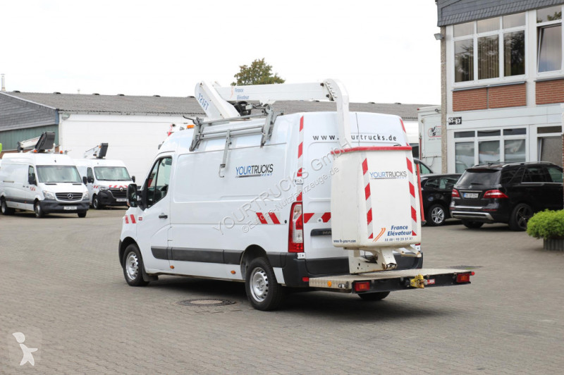 Furgoneta Renault France-Elevateur 121 FT 12m...