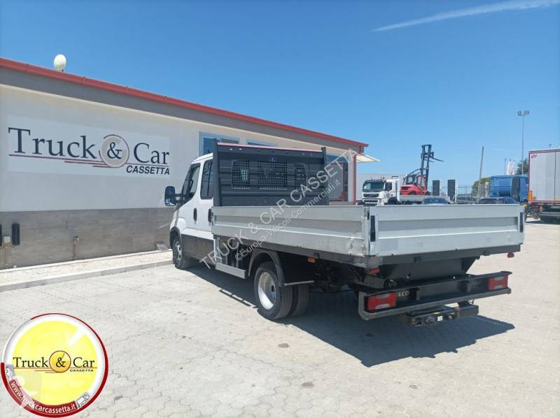 Furgoneta Iveco