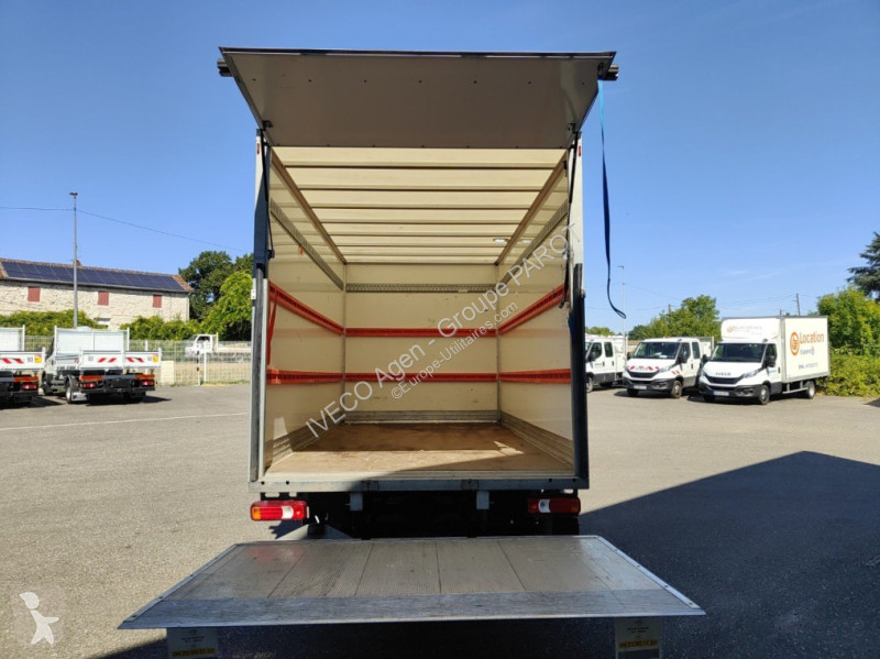 Veicolo commerciale Iveco 35C16H3.0 empattement...