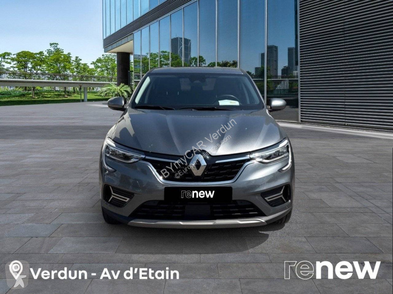 Véhicule utilitaire Renault Arkana mild hybrid...
