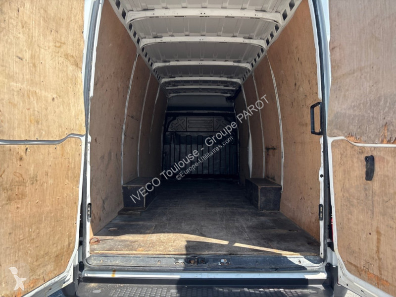 Veicolo commerciale Iveco 35S18H V16 Hi-Matic
