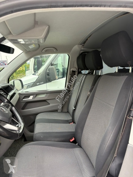 Véhicule utilitaire Volkswagen TRANSPORTER...