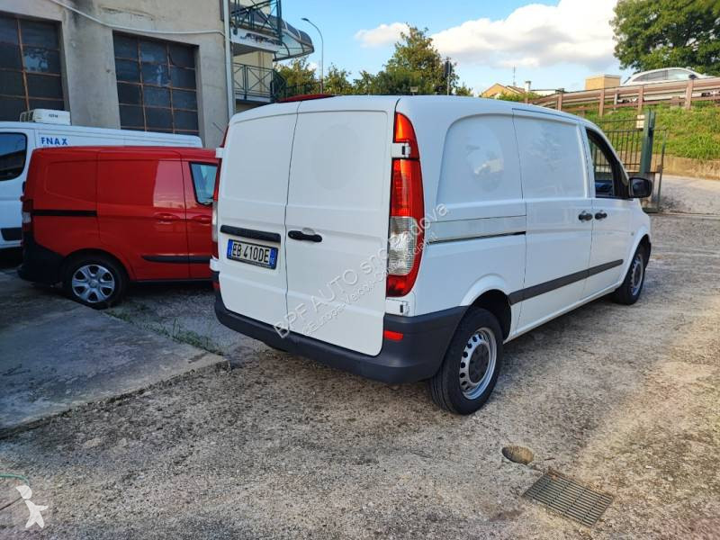 Furgoneta Mercedes