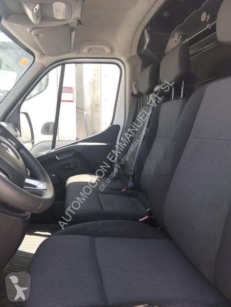 Autoutilitară Renault 2.3 DCI 150