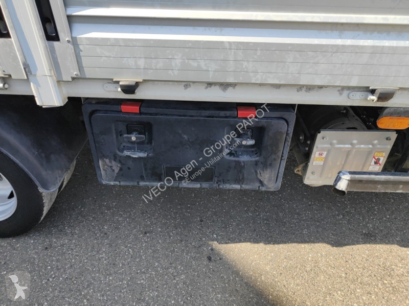 Véhicule utilitaire Fuso 3C15 Empattement 34