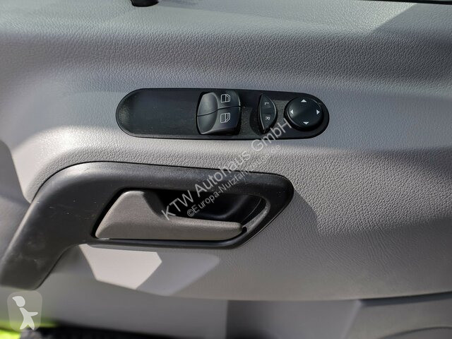 Autoutilitară Mercedes 316CDI...