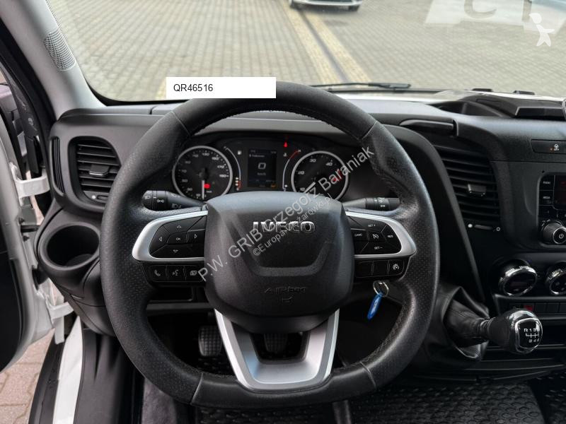 Autoutilitară Iveco 35S18 Kontener 4,5m Drzwi...