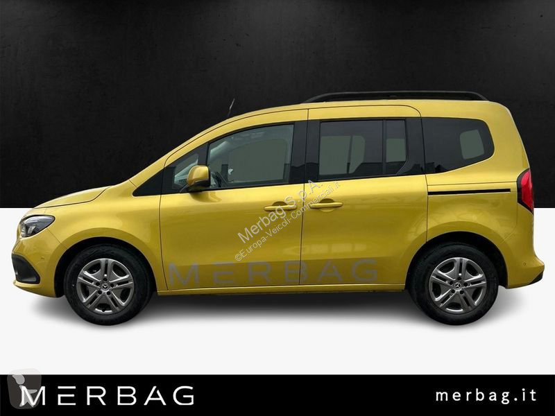 Veicolo commerciale Mercedes 180 d Sport