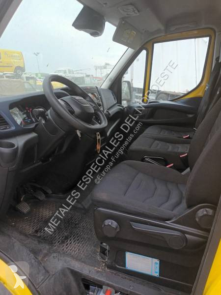 Furgoneta Iveco
