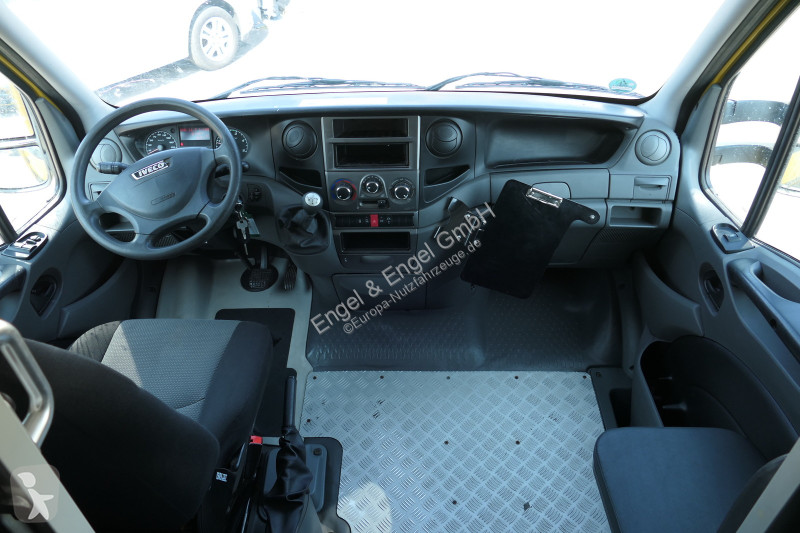 Furgoneta Iveco Daily 35 S11 C30C AUTOMATIK...