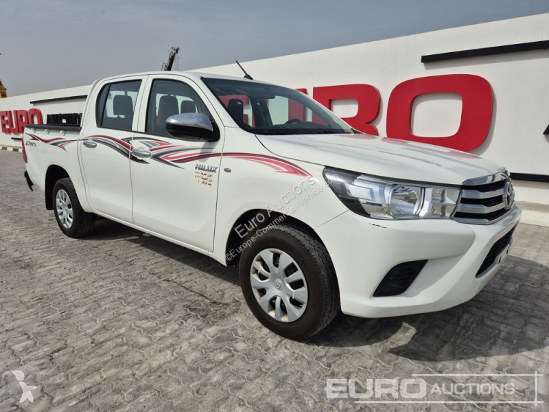 Véhicule utilitaire Toyota Hilux