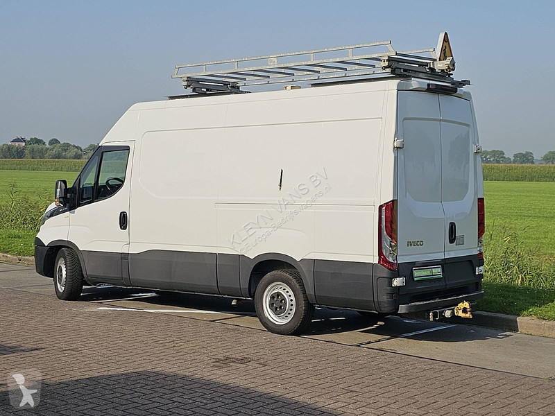 Veicolo commerciale Iveco 35S14       L2H2...