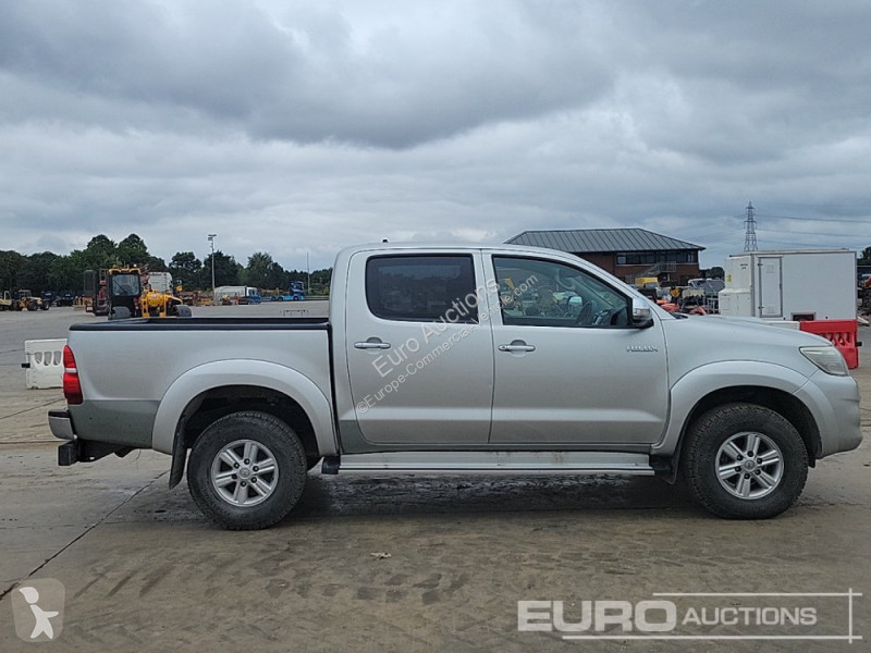 Furgoneta Toyota Hilux
