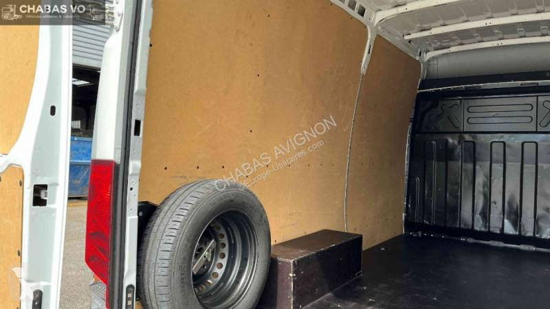 Véhicule utilitaire Iveco