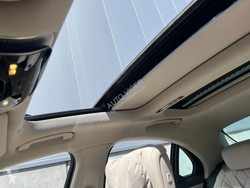 Autoutilitară Mercedes S450e...