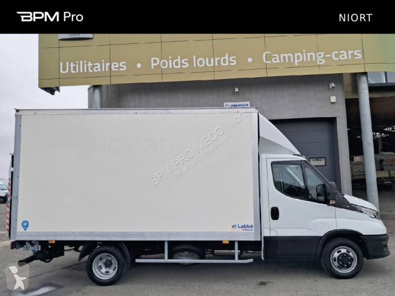 Véhicule utilitaire Iveco