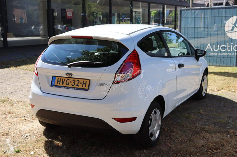 Furgoneta Ford