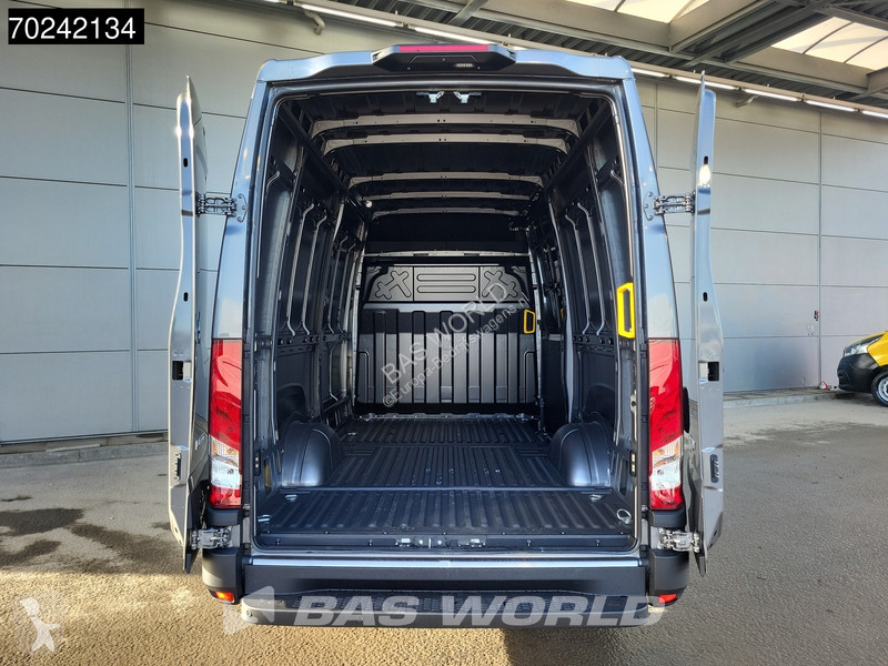 Varevogn Iveco 35S21 3.0L Automaat L2H2 210PK...