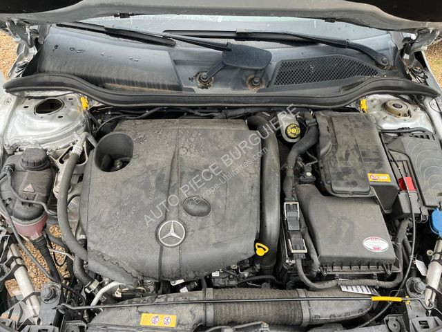 Autoutilitară Mercedes CLA  CDi 177 Fascination...