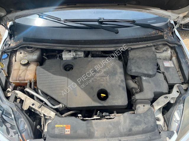 Autoutilitară Ford 1.8 TDCi 115 / AA043