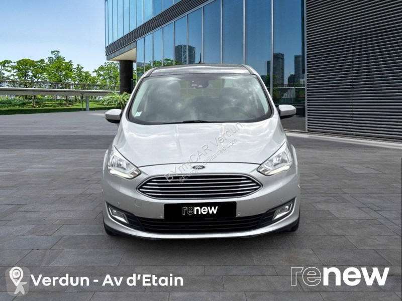 Autoutilitară Ford Grand C-MAX 1.0 EcoBoost 125...