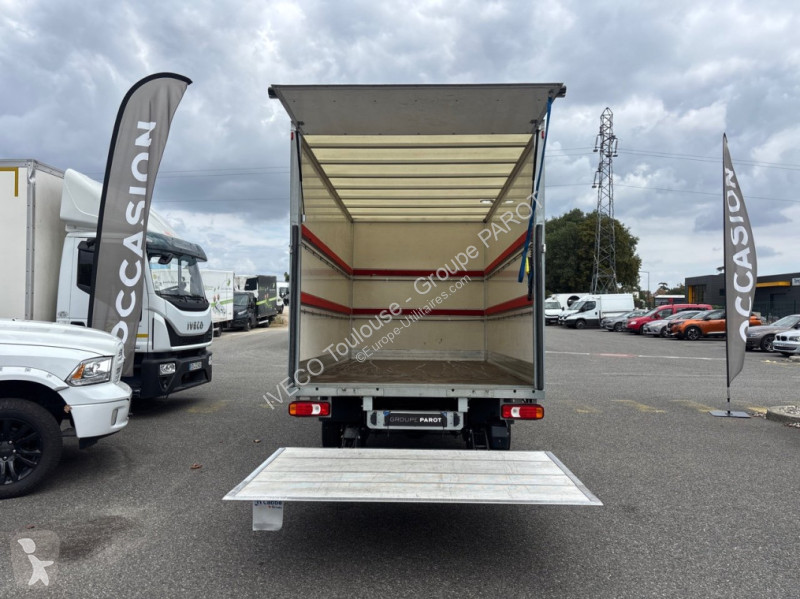 Nyttofordon Iveco 35C16H3.0 empattement 4100