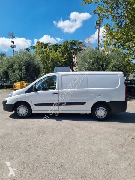 Autoutilitară Peugeot
