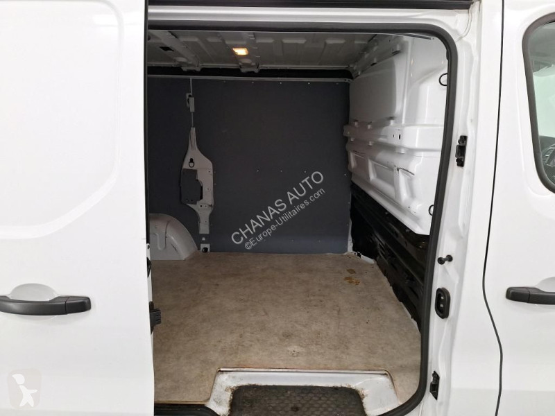 Veículo utilitário Renault L1H1 2.0 DCI 120...