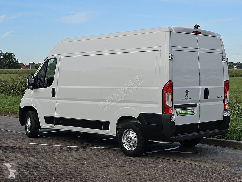 Véhicule utilitaire Peugeot 2.2 BHDI 120 L2H2 PREM