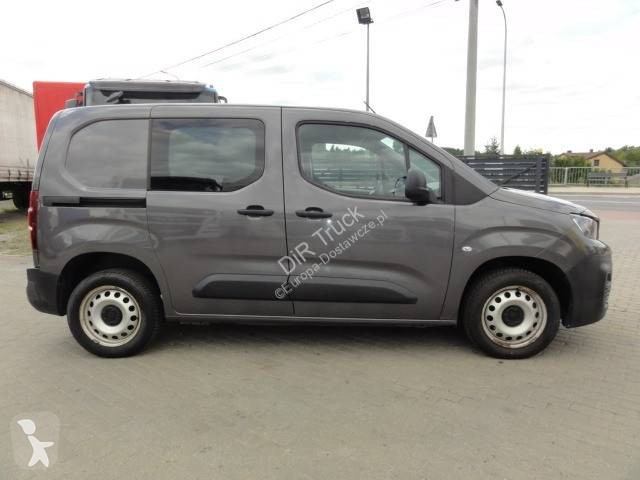 Veículo utilitário Peugeot