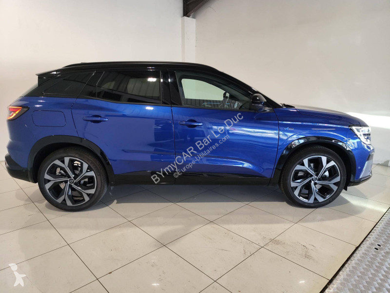 Veicolo commerciale Renault Austral full hybrid...