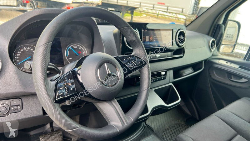 Autoutilitară Mercedes eSprinter pro medio 56kw