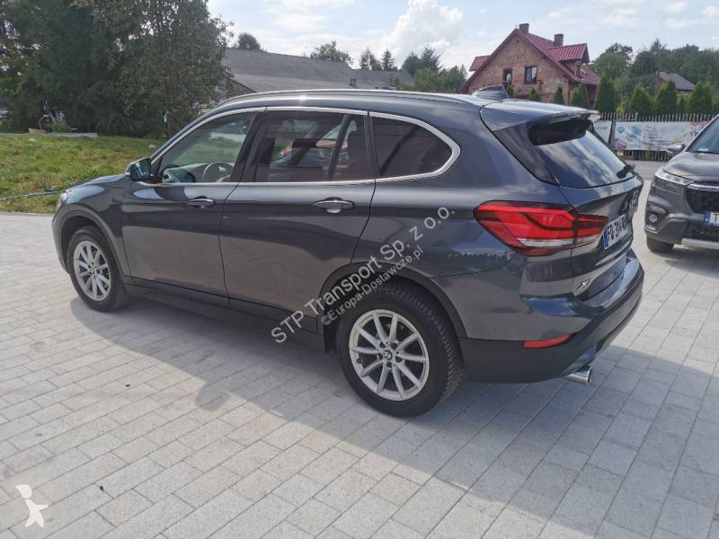 Véhicule utilitaire BMW