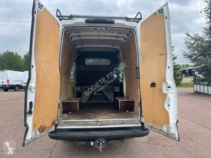 Furgoneta Iveco