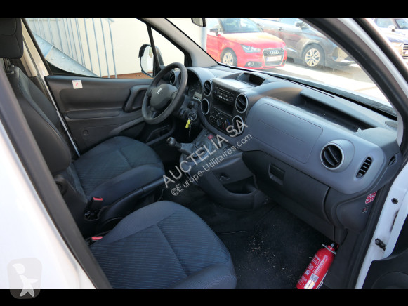 Autoutilitară Peugeot