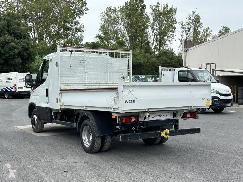 Véhicule utilitaire Iveco 35C16 3.0L DAILY...