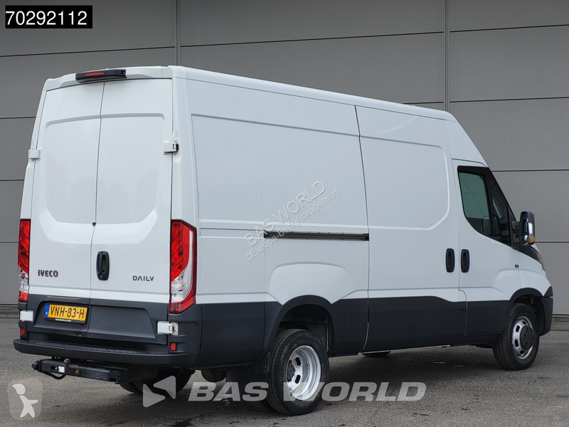 Furgoneta Iveco 35C15 3,0L Dubbellucht L2H2...