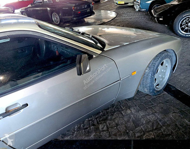 Furgoneta Porsche Turbo 944