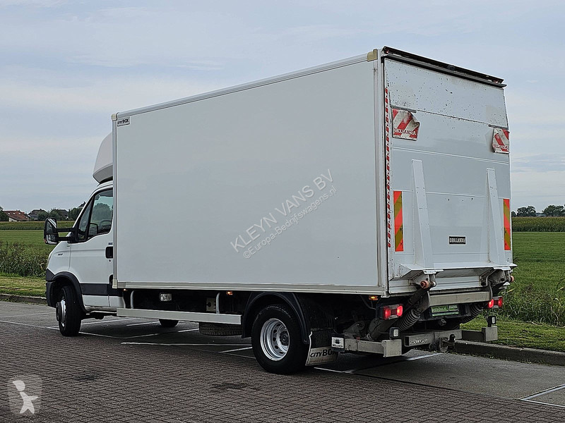 Véhicule utilitaire Iveco 70C17 Bakwagen Laadklep!