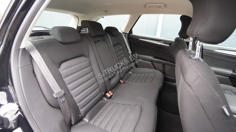 Véhicule utilitaire Ford 1.5 TDCi Trend Lease...