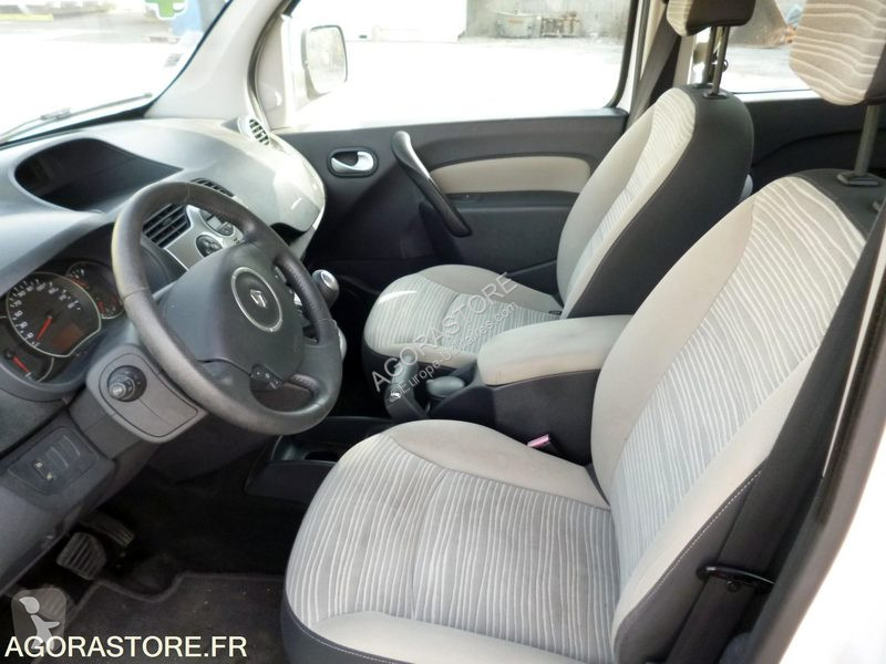 Véhicule utilitaire Renault KANGOO